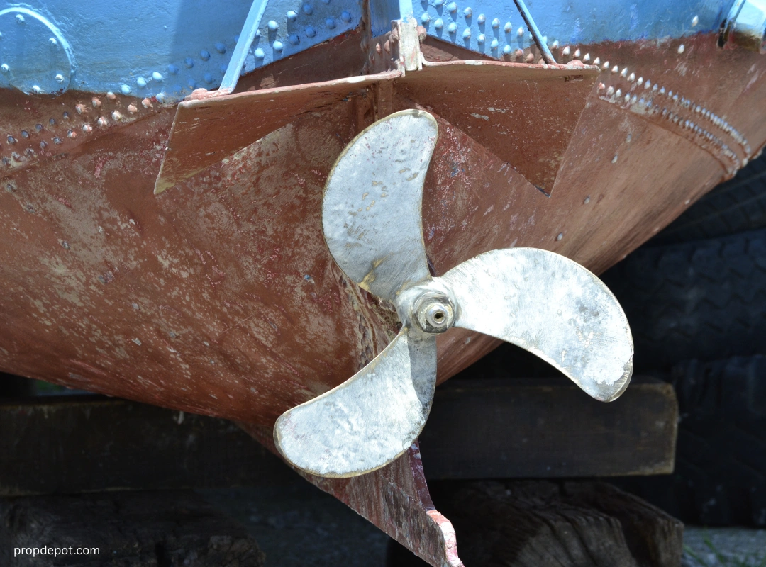 Mercury Revolution Stainless Steel Propeller Blade Design Close-Up